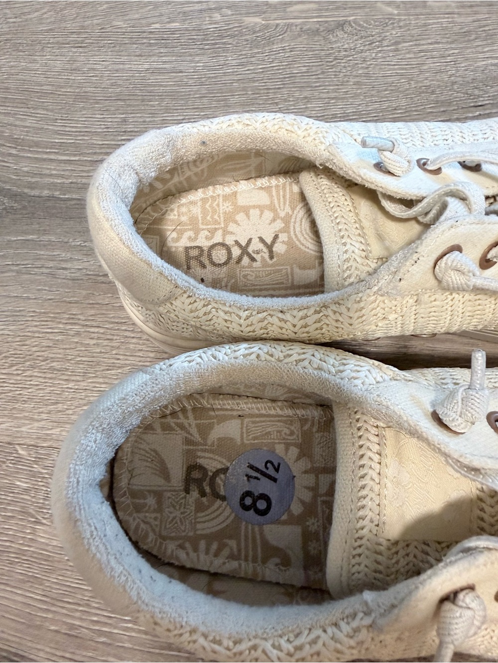 Roxy Women's Beige Woven Sneakers - Picture 6 of 7